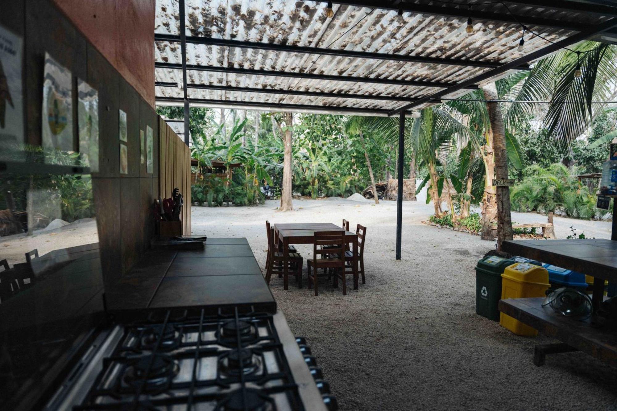 Zeneidas Surf Garden Playa Santa Teresa  Ngoại thất bức ảnh